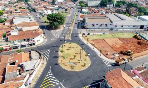 Nova Rotatória Melhora Trânsito Em área Movimentada Da Região Sul Jornal Cidade Rc