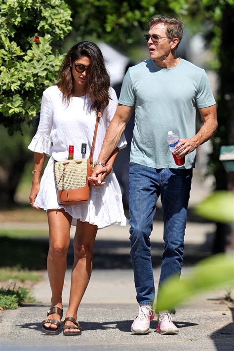 pia miller and patrick whitesell out for lunch in bondi 02 19 2021 hawtcelebs