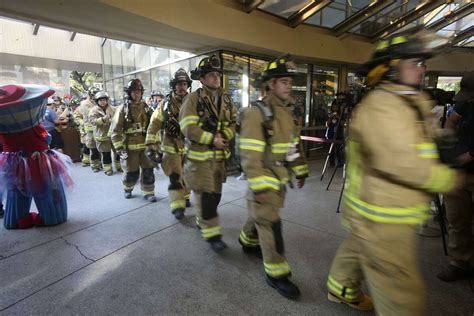 First Responders Honor 911 Fallen At Tower Of The Americas Climb