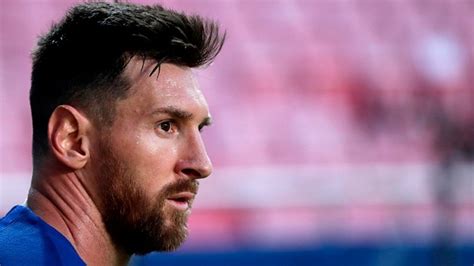 Lionel Messi Footballer Says He Couldn T Put Fans Through A Legal Battle With Barcelona World