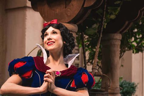 Be The Fairest One Of All With A Snow White Day In Walt Disney World