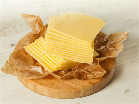 Mature Cheddar Cheese Slices Bako Select