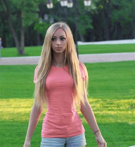 Conoce ¡a La Nueva Barbie Humana Alina Kovalevskaya Actitudfem