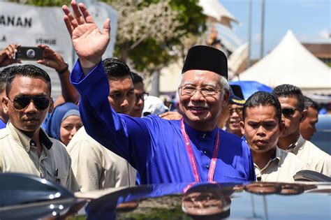 Intipati bajet 2018 yang dibentangkan perdana menteri datuk seri najib tun razak, yang juga menteri kewangan, di dewan rakyat hari ini. Malaysia Election 2018: Mahathir Mohamad on His Comeback ...