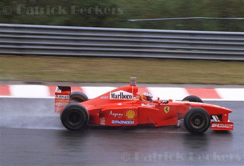 Feb 27, 2017 · michael schumacher won 12 out of 13 races to open the 2004 season behind the wheel of the ferrari f2004. Michael Schumacher - Ferrari F1 '97 | Automobilismo, Automotivo, Motorizada