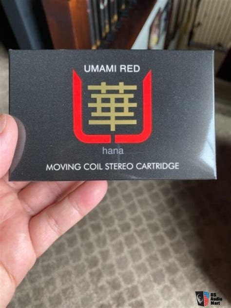 Hana Umami Red Moving Coil Cartridge Low Hours Photo 3218487