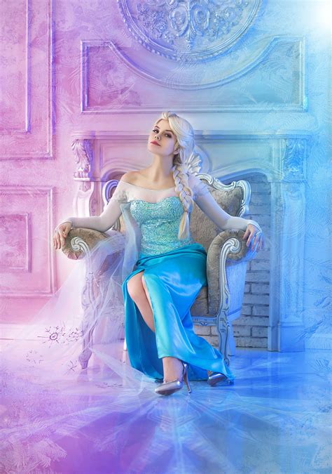 Dazzling Elsa From Frozen Cosplay — Geektyrant