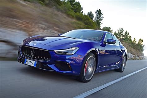 What will be your next ride? Maserati Ghibli saloon - MPG, running costs & CO2 | Carbuyer