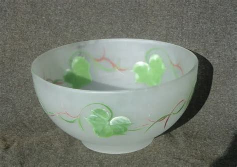 S S Gay Fad Frosted Ivy Decorated Large Hazel Atlas Salad Bowl