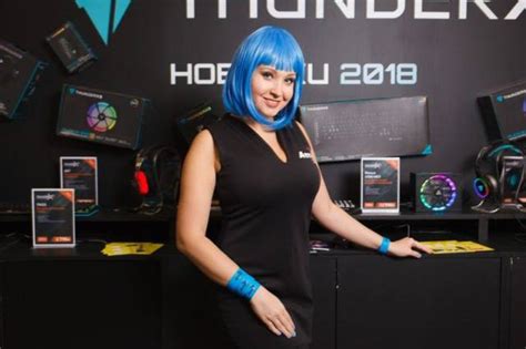 Russian Gaming Festival Has Some Pretty Hot Gamer Girls 24 Pics