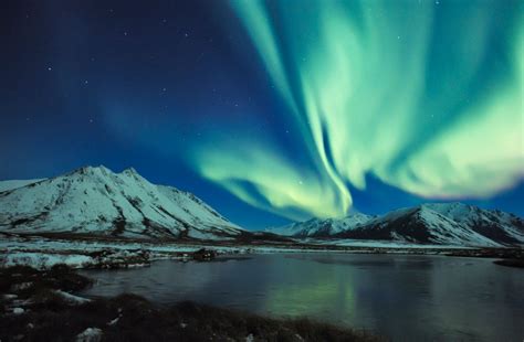 5 Best places to view the Northern Lights | PickYourTrail
