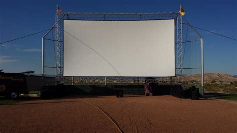 Hire Mobile Drive In Theater Outdoor Movie Screens In Palm Springs