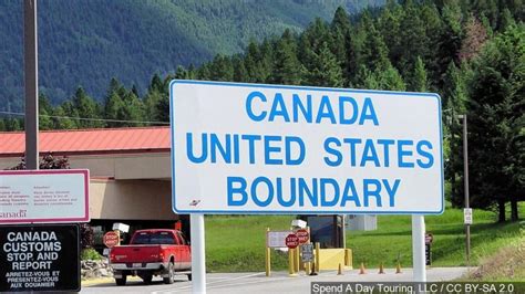 How Many Canada Us Border Crossings Are There