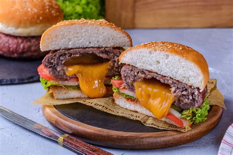 Juicy Lucy Burger Recipe Cheese Juicy Burger Merchants Market