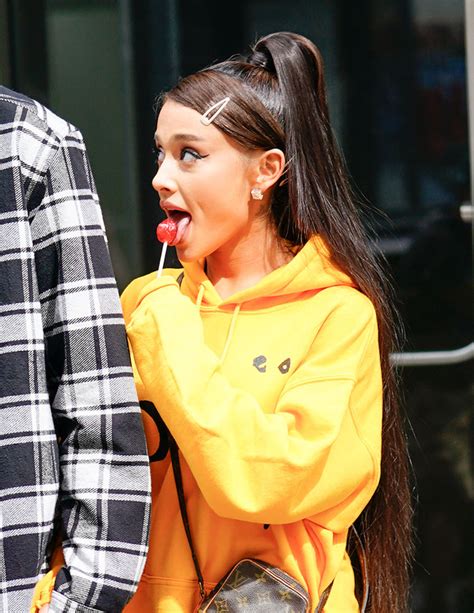 Beauty health with kitchen tips. Ariana Grande Brought Back The '90s Snap Hair Clip ...
