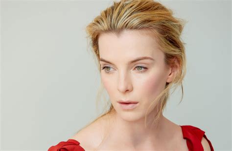 Betty Gilpin Wallpapers Wallpaper Cave