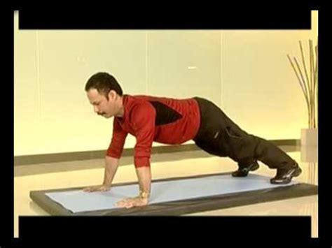 How to do the cat camel stretch. EXERCISE WITH ME: Dynamic Plank Posture, Pushups, Rowing ...