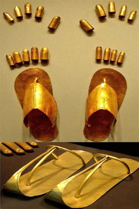 King Tut Artifacts In Tomb
