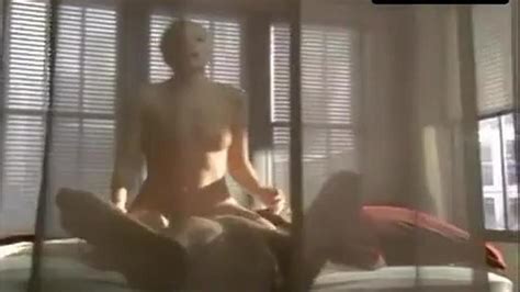 Kim Cattrall Breasts Bush Scene In Sex And The City