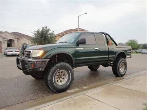 Find Used 2000 Toyota Tacoma Sr5 Extended Cab Pickup 2 Door 34l In