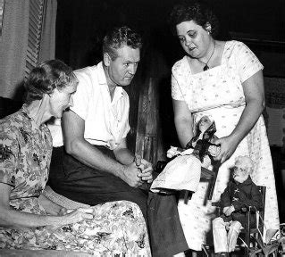 Woman from pontotoc county, mississippi most famous how old is gladys presley gladys presley age gladys presley bio gladys presley biography gladys presley birthday. 1. Gladys Presley Gallery I