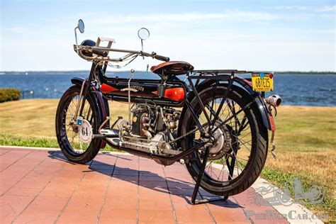 They were the largest and fastest motorcycles of their time and appealed to both sport riders and henderson didn't make this. Motorbike Henderson 4 1912 for sale - PreWarCar