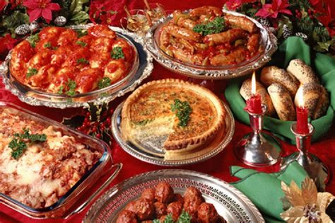 1) homemade lasagna homemade lasagna is a labor of love, and any dinner guest will appreciate it. 21 Of the Best Ideas for Traditional Italian Christmas Dinner - Most Popular Ideas of All Time