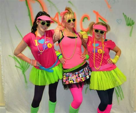 hen bachelorette party themes ideas 80 s theme 80s party costumes 80s fashion party 80s