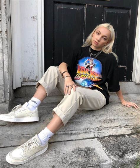 53 Best Streetwear Outfits For Men And Women 2024 Guide