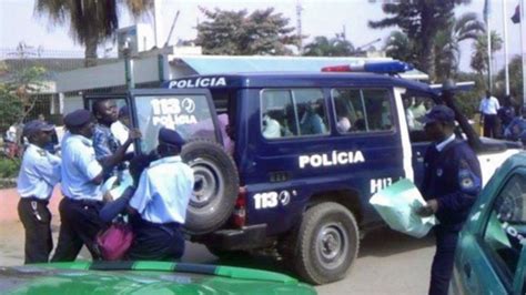 Estrangeiros Detidos Acusam Agentes Da Polícia Angolana De Lhes Pedir Dinheiro