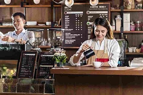 Buka Bisnis Kafe Dengan Modal Kecil Cek Tips Ini