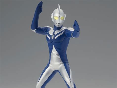 Ultraman Cosmos Heros Brave Statue Figure Ultraman Cosmos Luna Mode