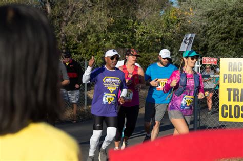 Marathon Returns To Santa Clarita