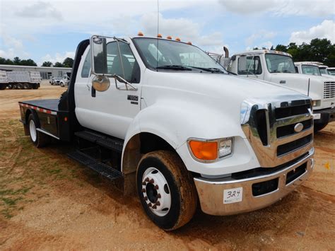2009 Ford F650 Flatbed Truck