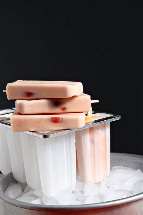 Cool Down This August With Slightly Sweet And Dreamy Peaches And Cream Popsicles Sprinkle