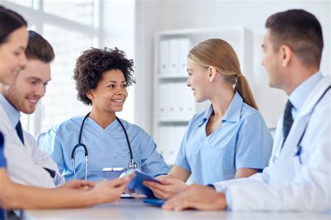 How To Attract The Best Nursing Staff And Get Them To Stay