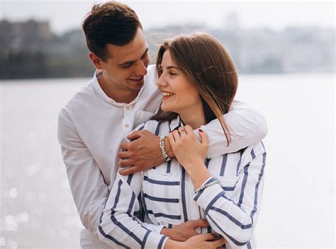 25 Ways To Make Your Boyfriend Happy