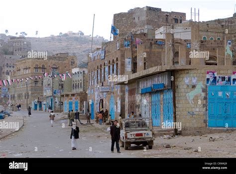 Main Street Of Manakhah Haraz Mountains Sanaa Yemen Stock Photo Alamy