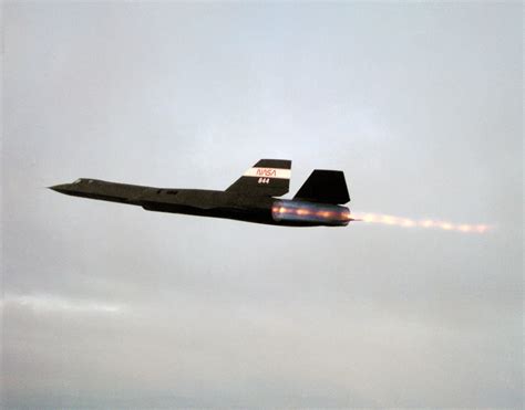 Sr 71 Blackbird In Flight With J58 Engines On Full Afterburner With