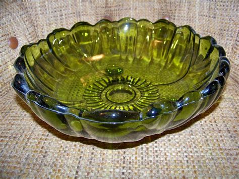 Vintage Large Green Glass Footed Serving Center Bowl Dish