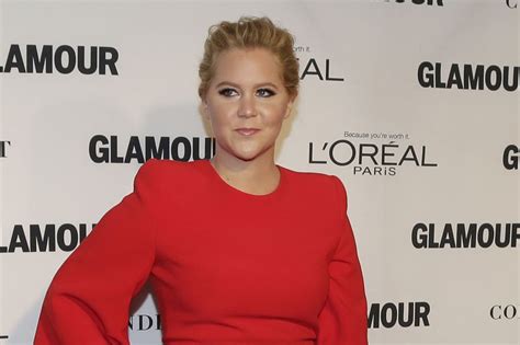 amy schumer slams glamour for featuring her in their plus size issue