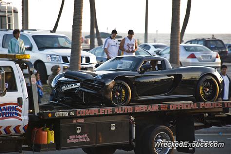 2005 Porsche Carrera Gt Wrecked In Huntington Beach California