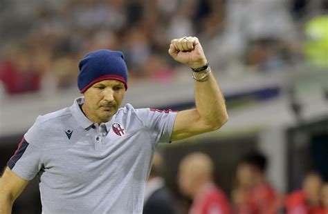 Mihajlovic stoico, il tecnico in panchina per Bologna-Lazio - Gazzetta