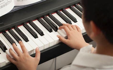 The 10 Best Cheap Keyboard Pianos Under 500 300 In 2022