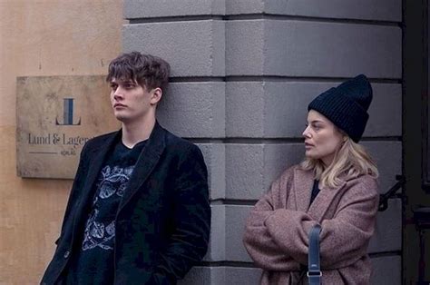 Ataque leyendas monstruo monstruos parte súper último 1. Netflix: Amor y anarquía, la nueva serie romántica para ...
