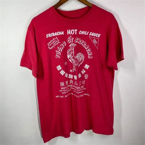 SRIRACHA HOT CHILI Sauce Huy Fong Foods Official T Shirt Mens Size L