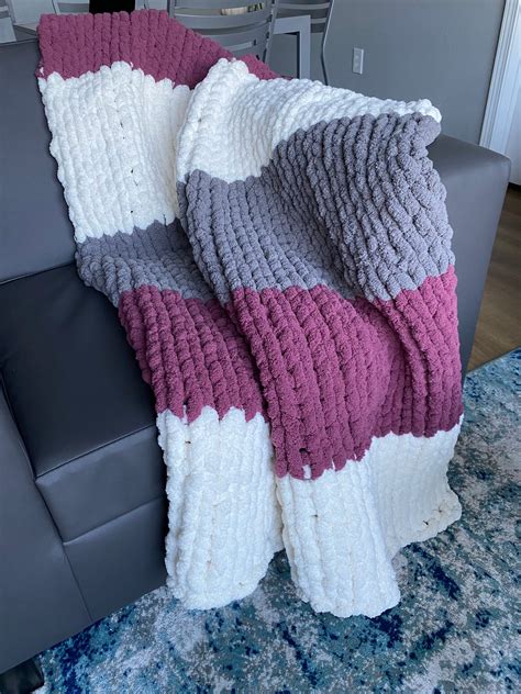 Custom Chunky Knitted Blanket With Bernat Big Yarn Natural Etsy