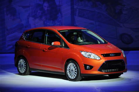 Chapters have a practical orientation, with example programs in all sections to start practicing. The Ford C-Max Was Discontinued Right as It Hit Its Stride