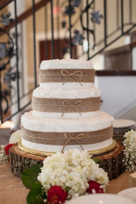 10 Ways To Use Burlap At Your Wedding Rustic Wedding Chic Burlap