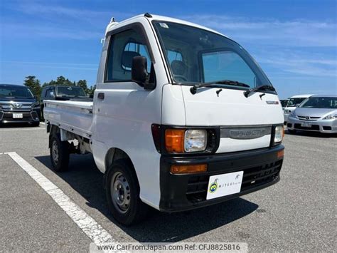 Daihatsu Hijet Truck 1998 FOB 2 610 For Sale JDM Export